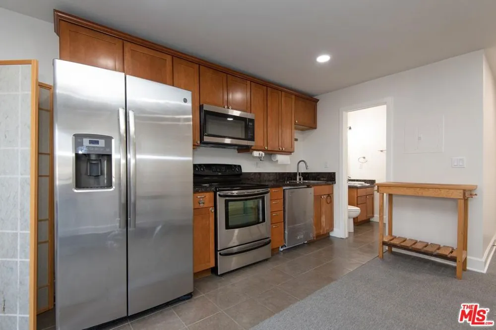 10982 Roebling Avenue #347 Los Angeles, CA 90024