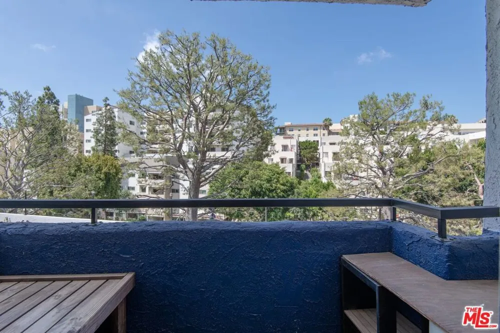 10982 Roebling Avenue #347 Los Angeles, CA 90024