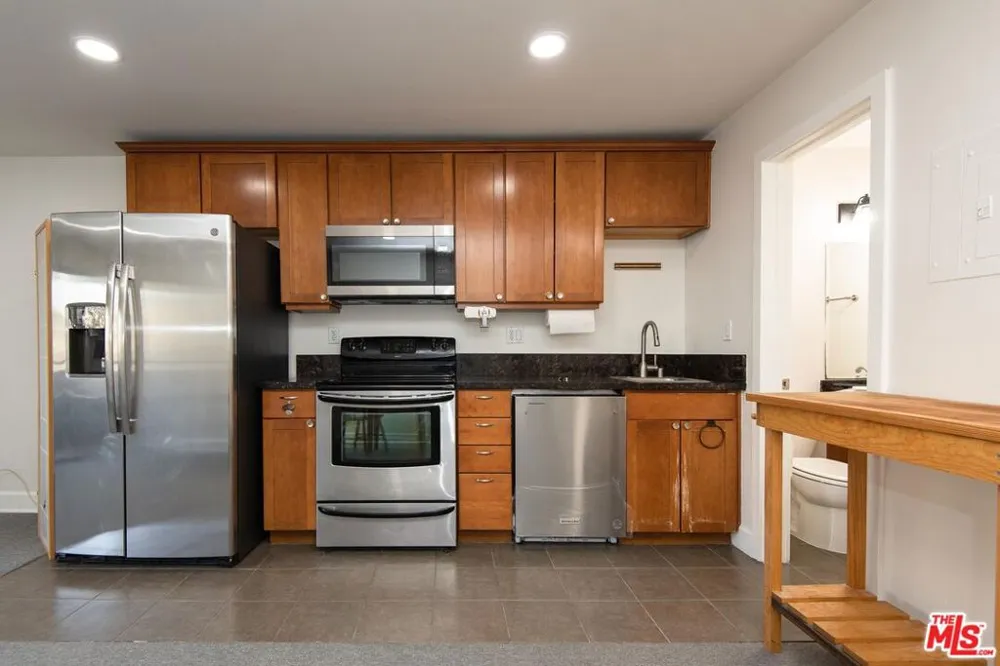 10982 Roebling Avenue #347 Los Angeles, CA 90024