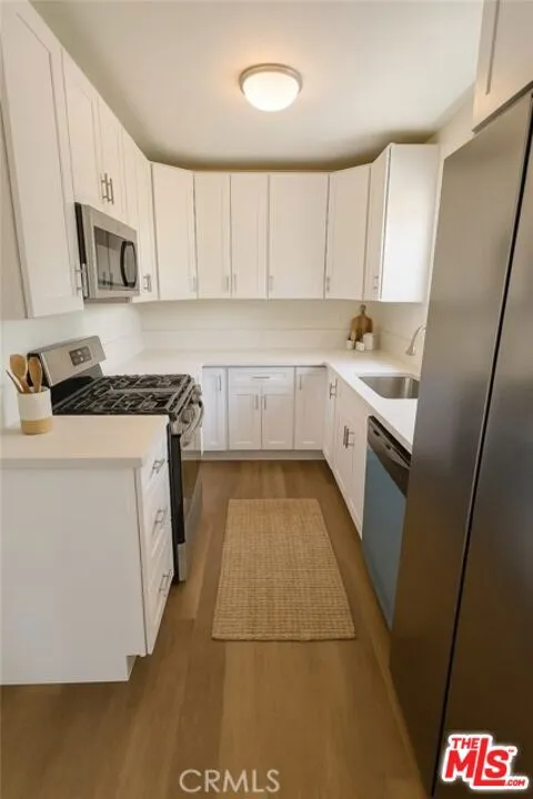 2629 San Marino Street Los Angeles, CA 90006