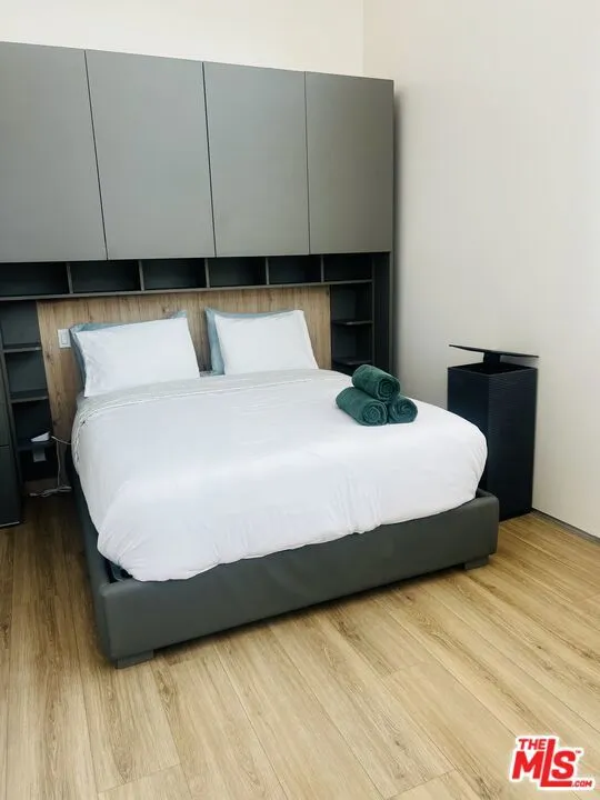 105 S Fairfax Avenue #305 Los Angeles, CA 90026