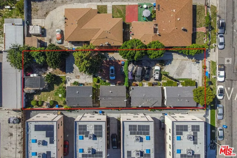 6526 Brynhurst Avenue Los Angeles, CA 90043