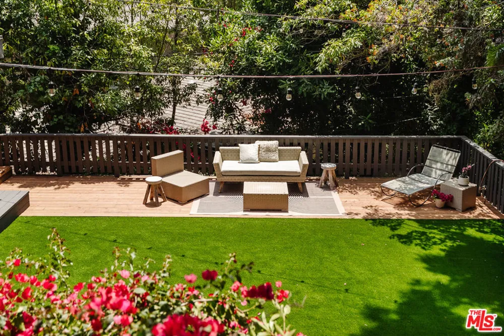 12220 Benmore Terrace Los Angeles, CA 90049