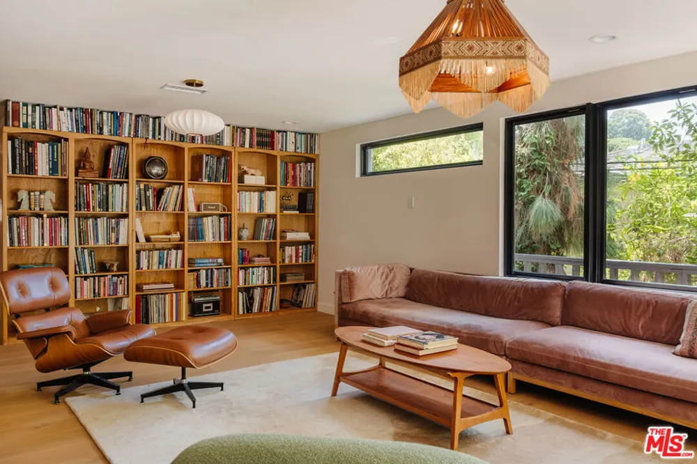 12220 Benmore Terrace Los Angeles, CA 90049