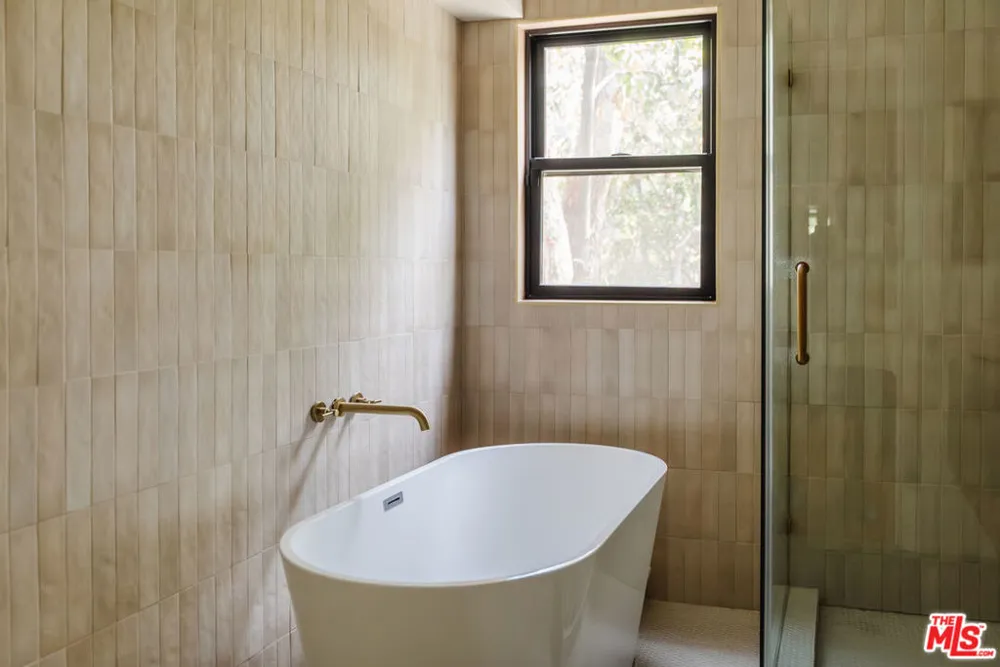 12220 Benmore Terrace Los Angeles, CA 90049