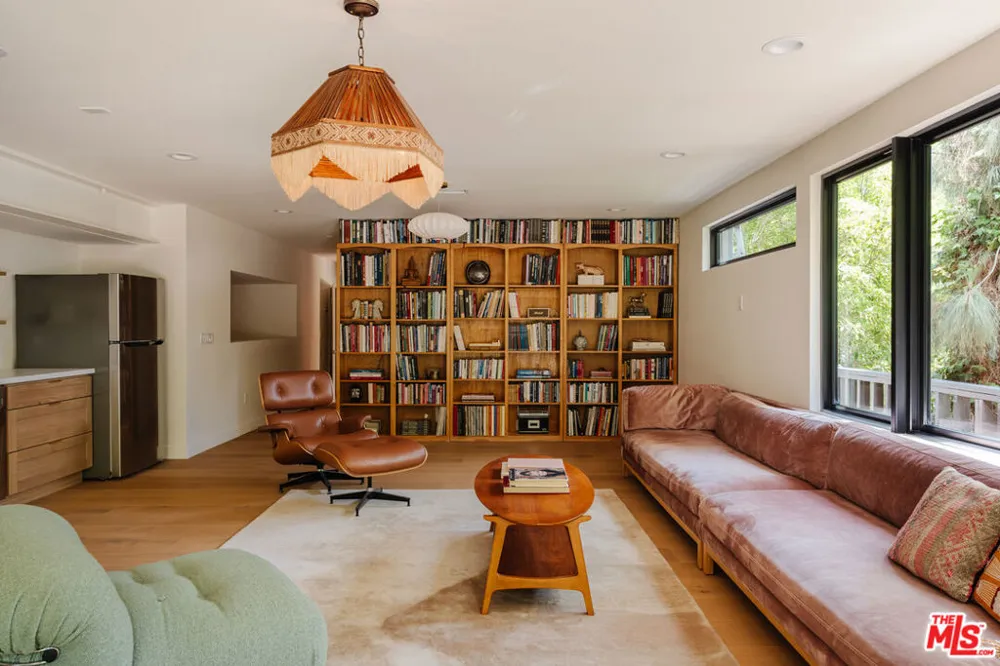 12220 Benmore Terrace Los Angeles, CA 90049