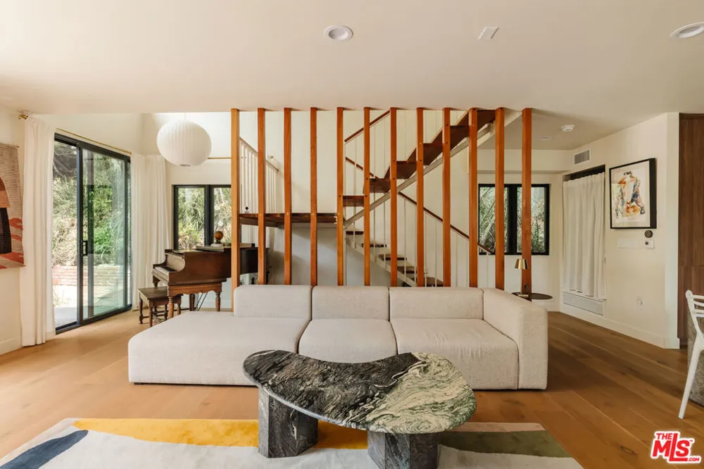 12220 Benmore Terrace Los Angeles, CA 90049