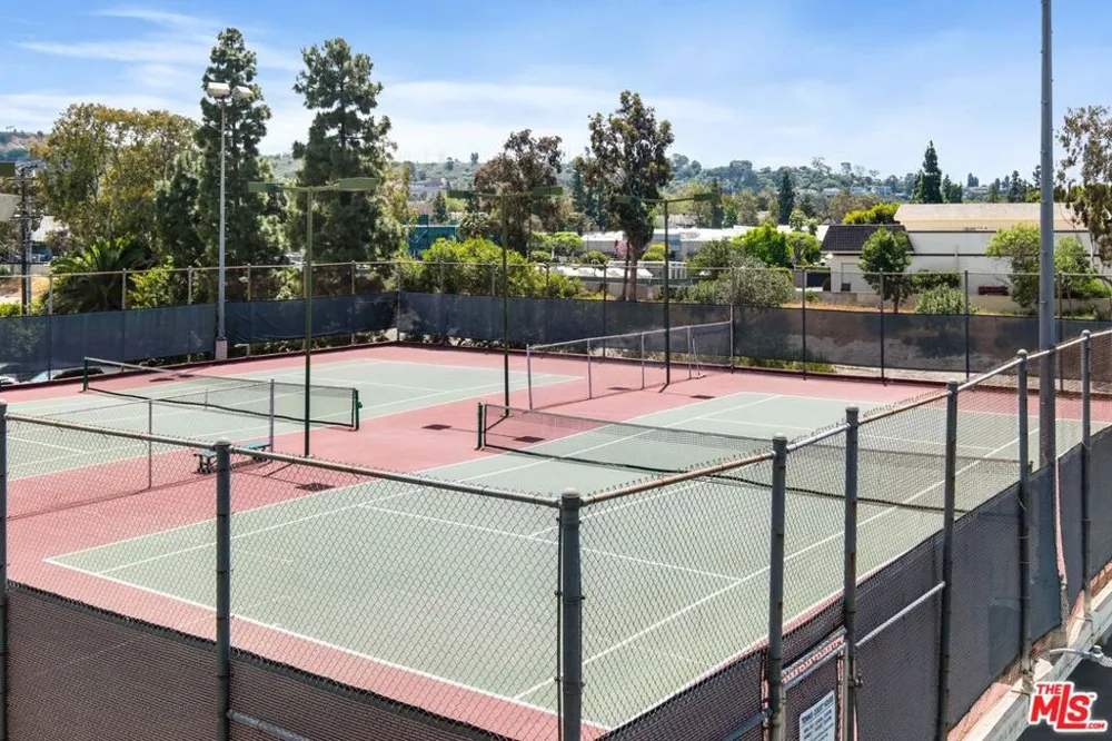 4900 Overland Avenue #157 Culver City, CA 90230