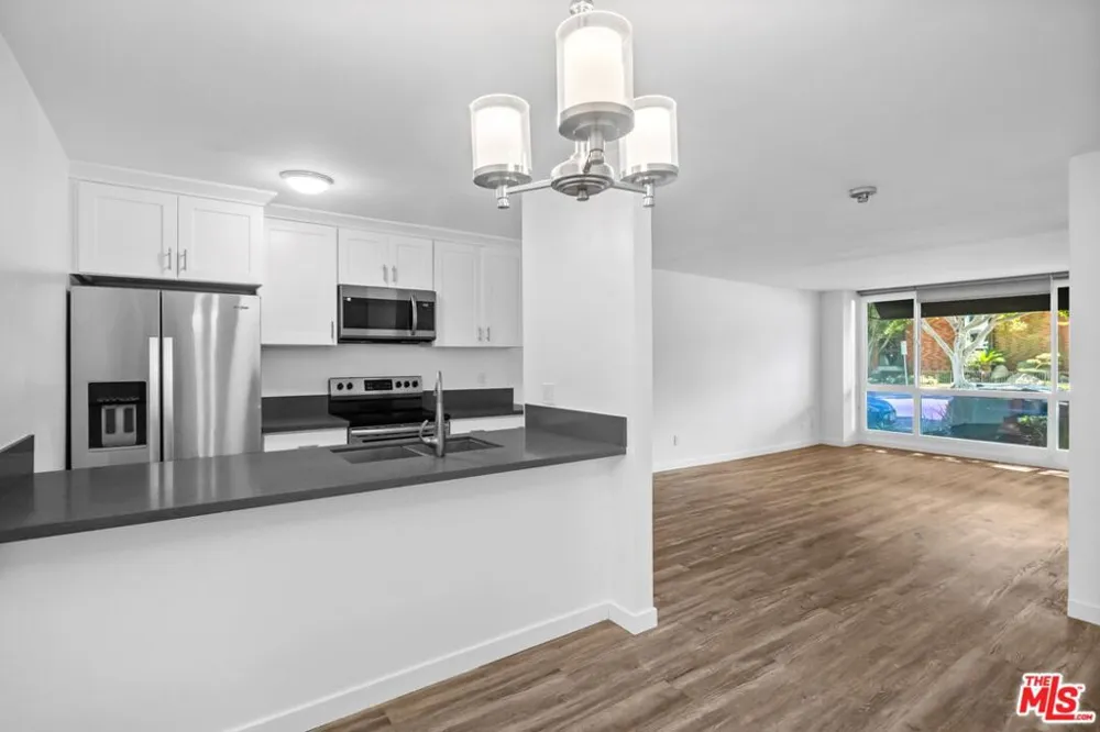 4900 Overland Avenue #157 Culver City, CA 90230