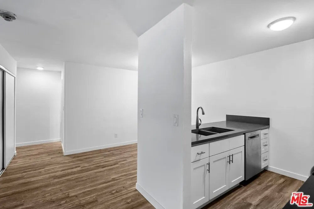 4900 Overland Avenue #157 Culver City, CA 90230
