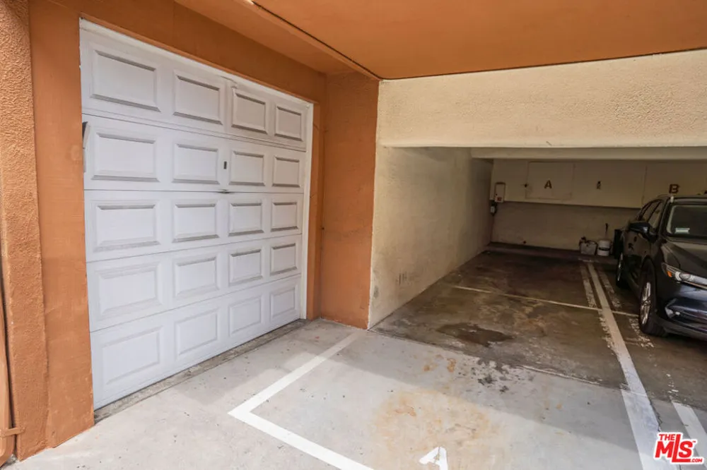8358 Manitoba Street #5 Playa del Rey, CA 90293