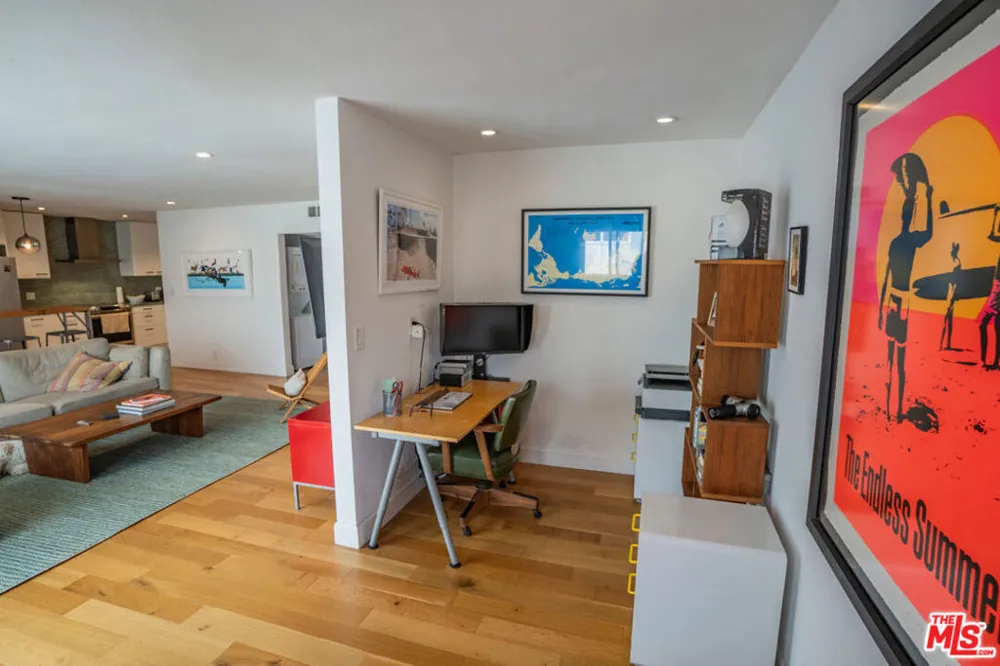 8358 Manitoba Street #5 Playa del Rey, CA 90293