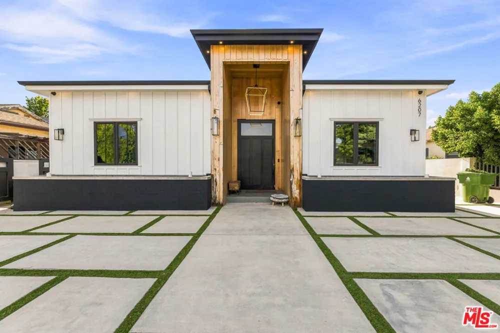 6207 Babcock Avenue North Hollywood, CA 91606