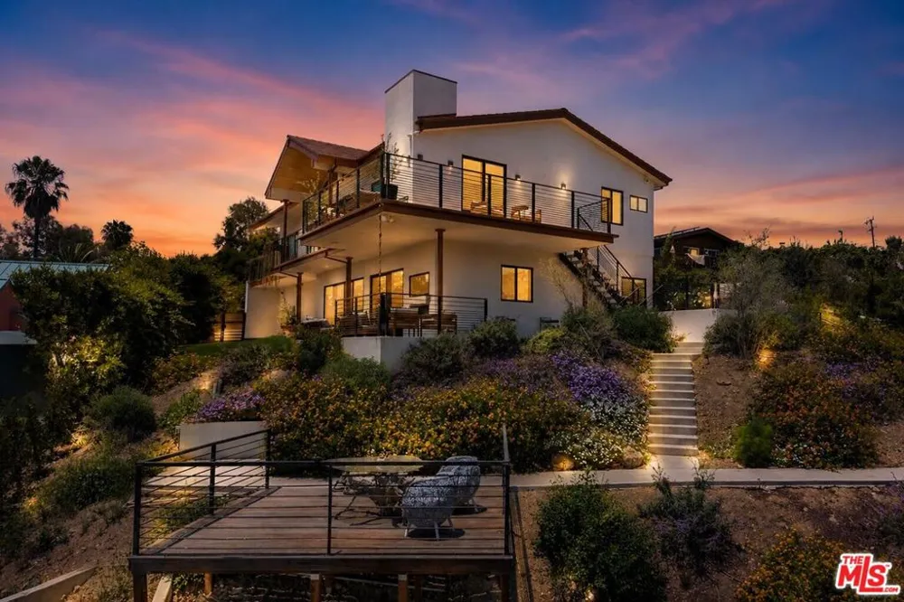5904 Kanan Dume Road Malibu, CA 90265