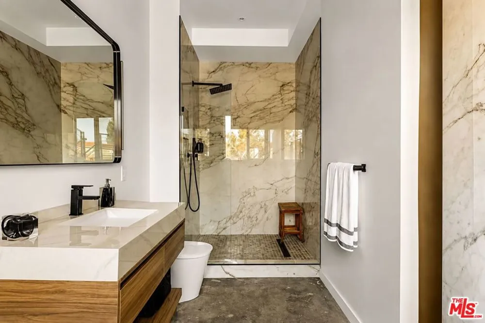 5904 Kanan Dume Road Malibu, CA 90265