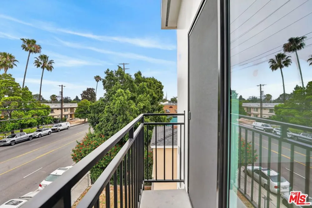 11446 Oxnard Street #C North Hollywood, CA 91606