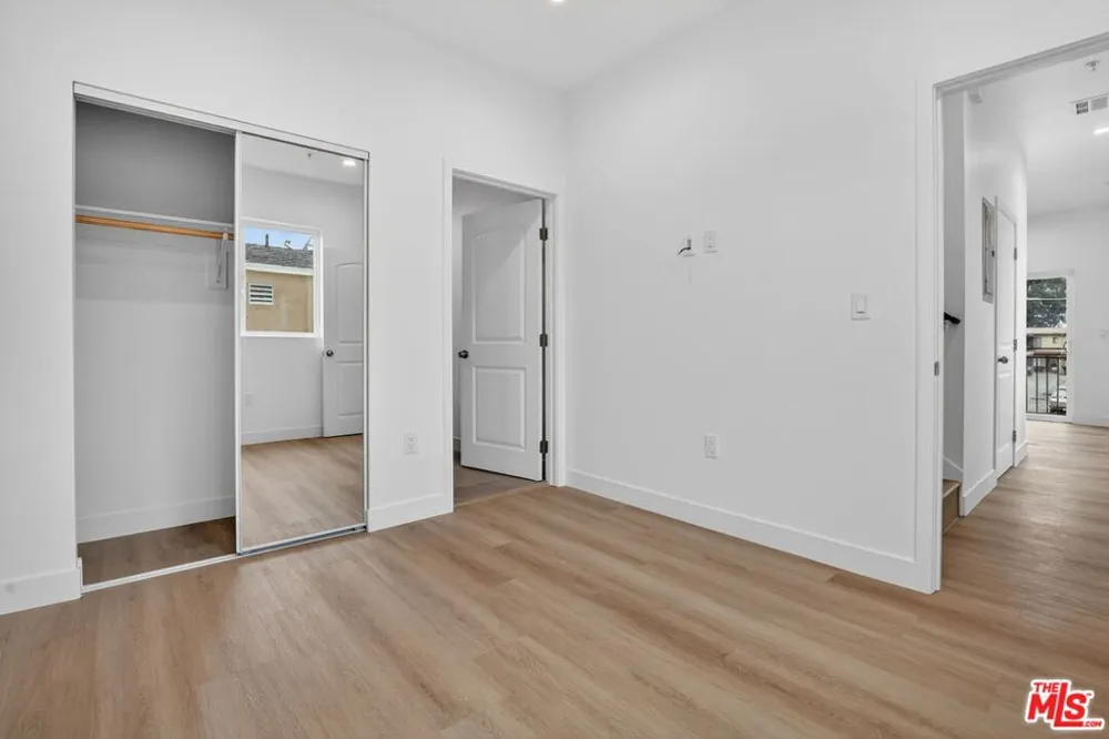 11446 Oxnard Street #C North Hollywood, CA 91606