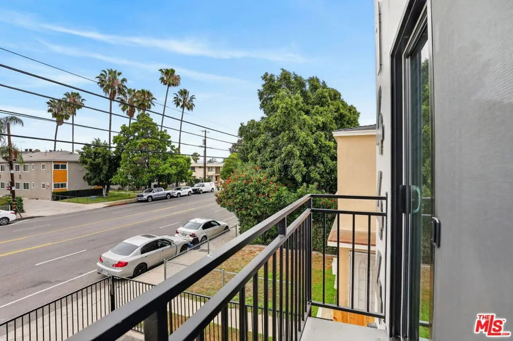 11446 Oxnard Street #C North Hollywood, CA 91606