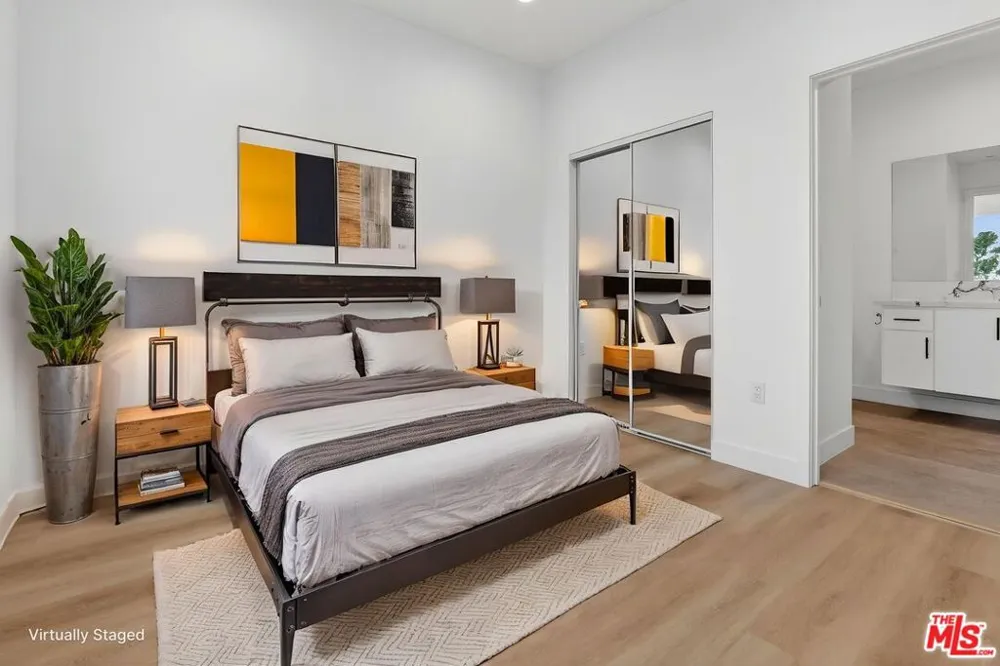 11446 Oxnard Street #C North Hollywood, CA 91606