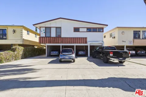 1058 Wooster #6