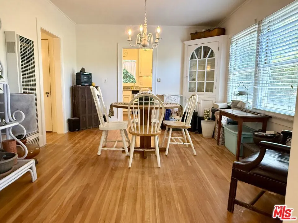 500 Kingsley Drive Los Angeles, CA 90004