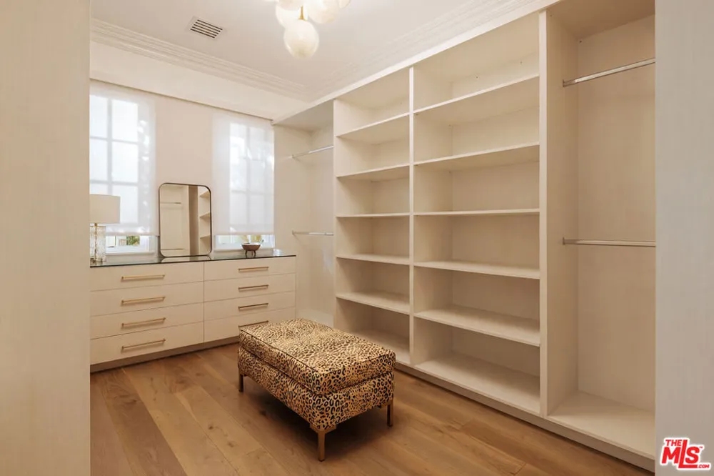 25410 Prado De Las Bellotas Calabasas, CA 91302