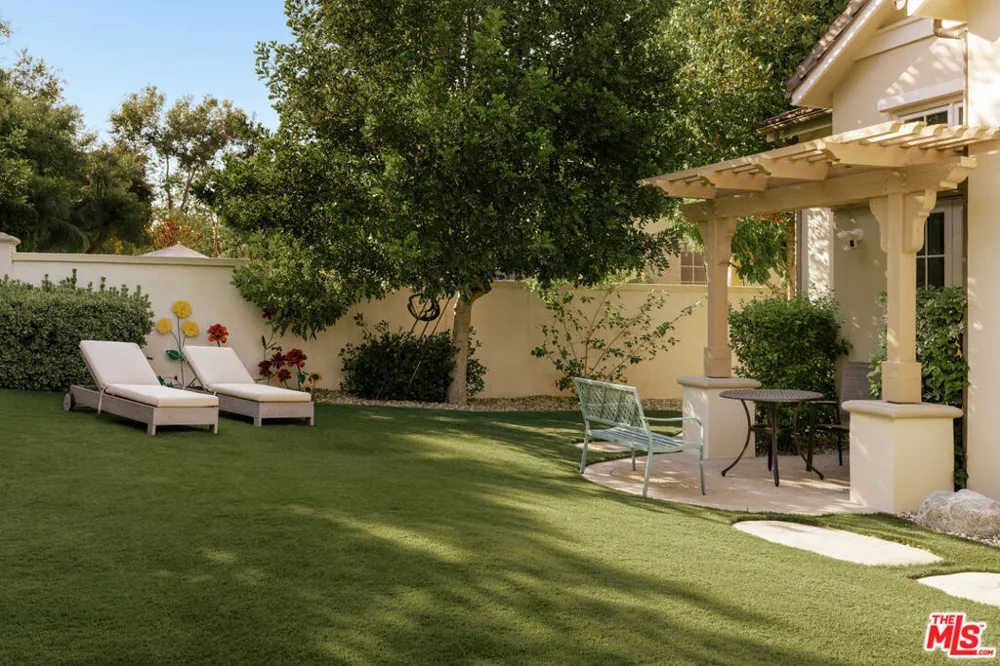 25410 Prado De Las Bellotas Calabasas, CA 91302