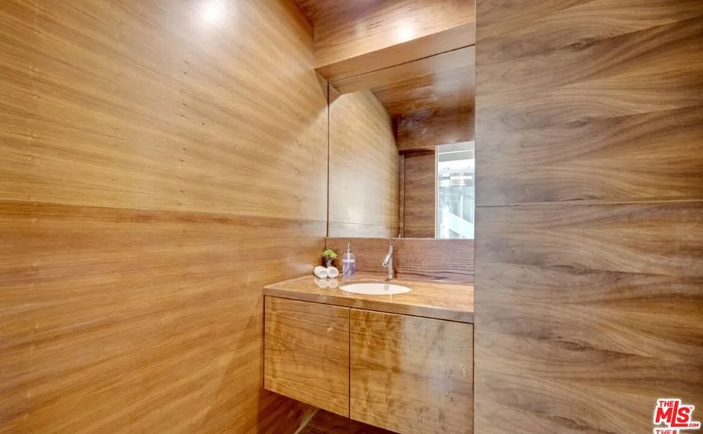 11 Marine Terrace #5 Santa Monica, CA 90401