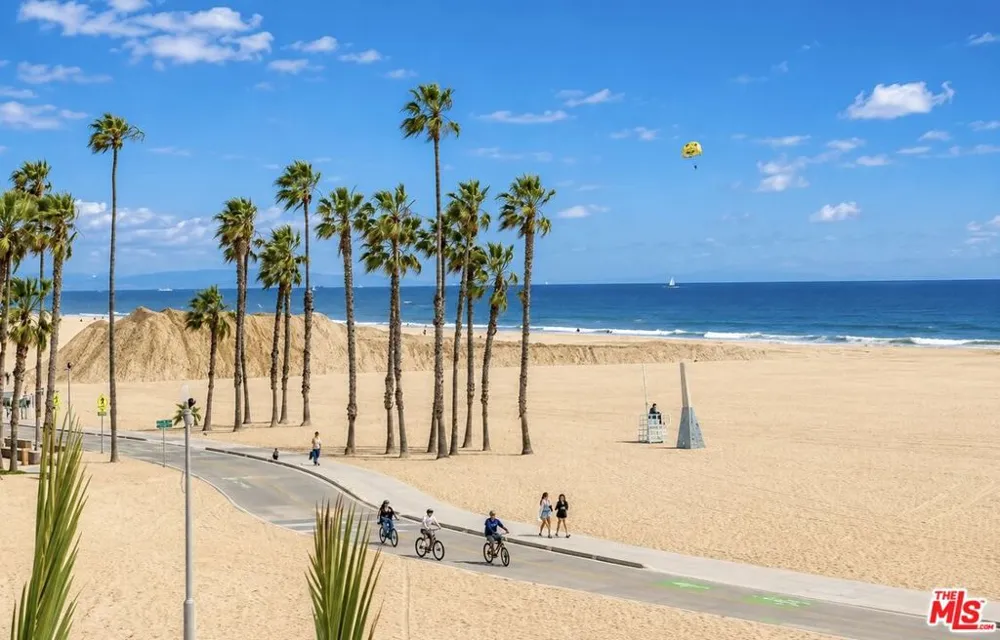 11 Marine Terrace #5 Santa Monica, CA 90401