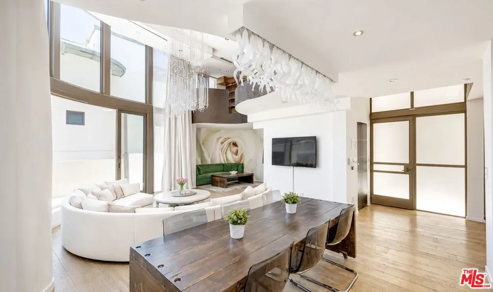 11 Marine Terrace #5 Santa Monica, CA 90401
