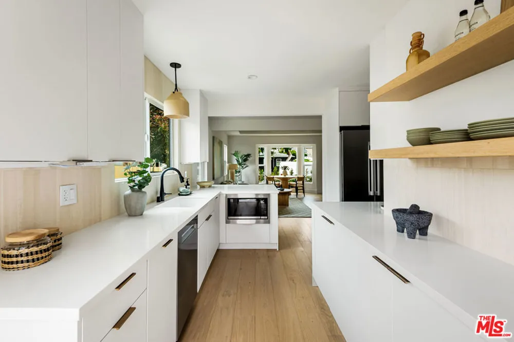 11838 Juniette Culver City, CA 90230