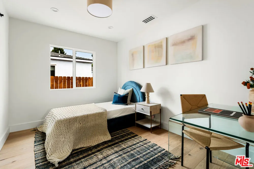 11838 Juniette Culver City, CA 90230