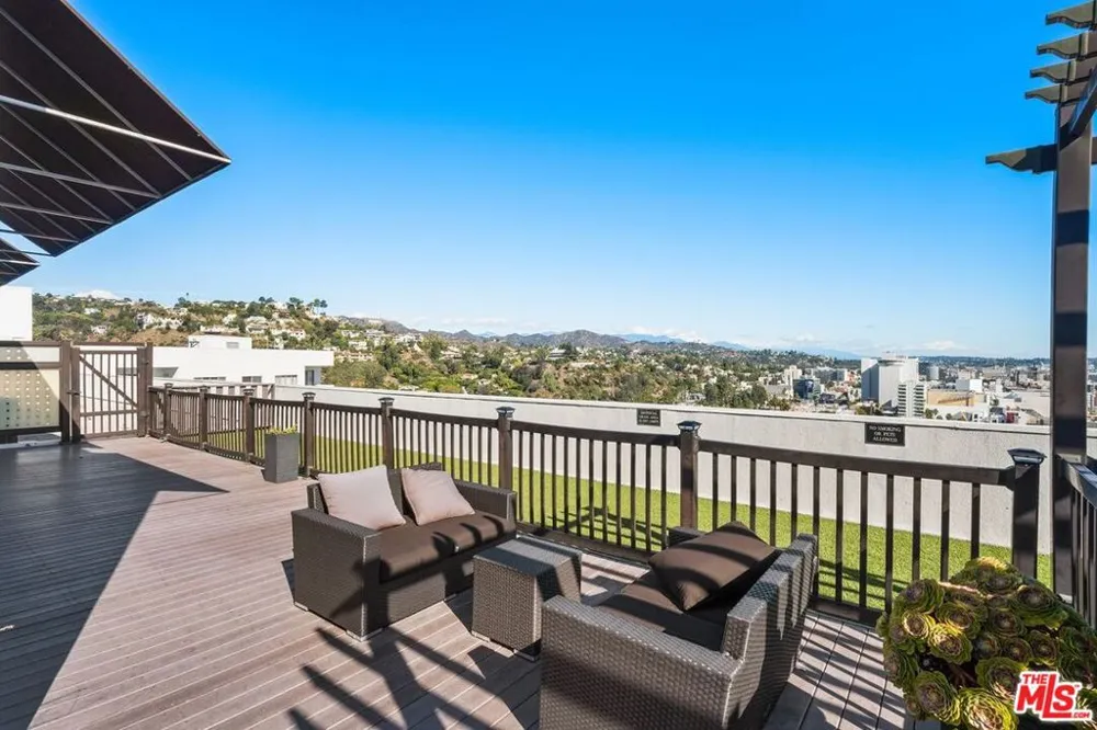7250 Franklin Avenue #507 Los Angeles, CA 90046
