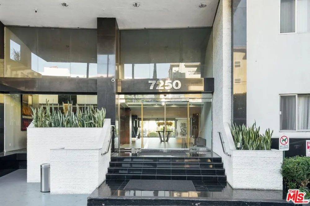 7250 Franklin Avenue #507 Los Angeles, CA 90046