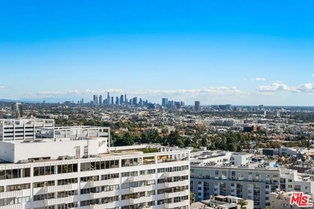 7250 Franklin Avenue #507 Los Angeles, CA 90046