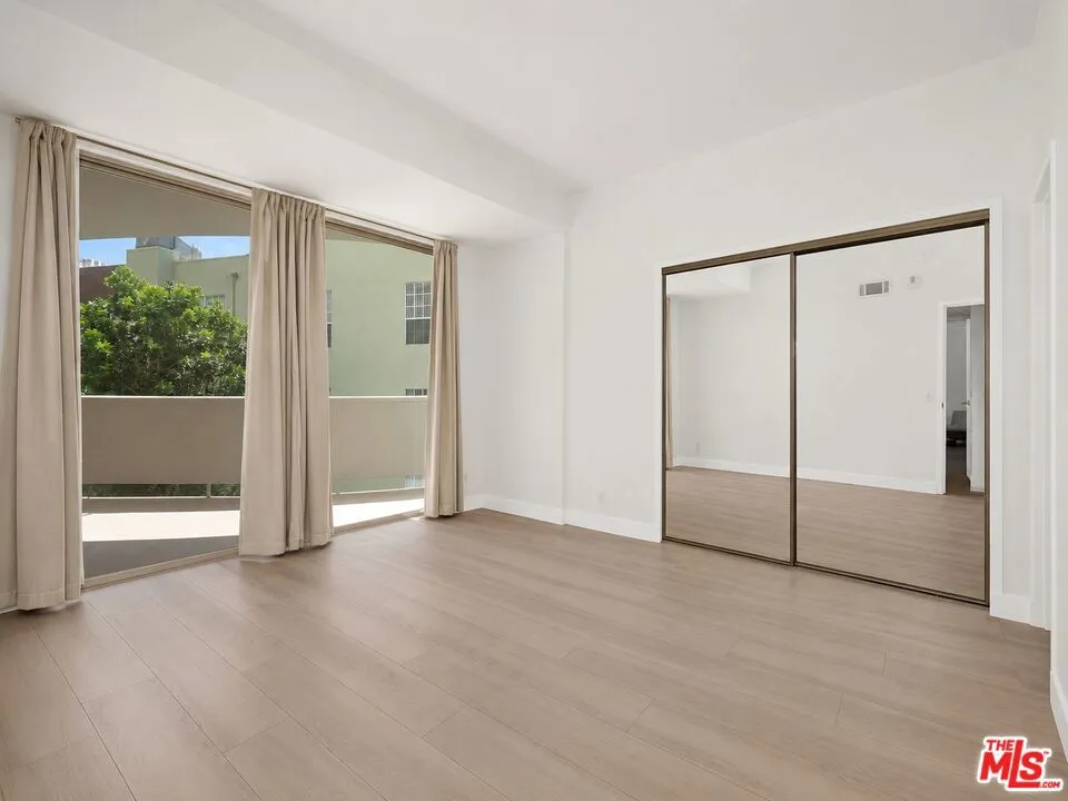 7250 Franklin Avenue #507 Los Angeles, CA 90046