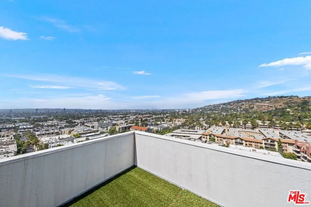 7250 Franklin Avenue #507 Los Angeles, CA 90046