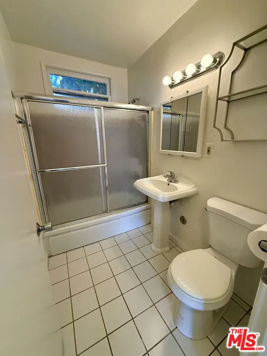 4133 Elenda Street #C Culver City, CA 90232