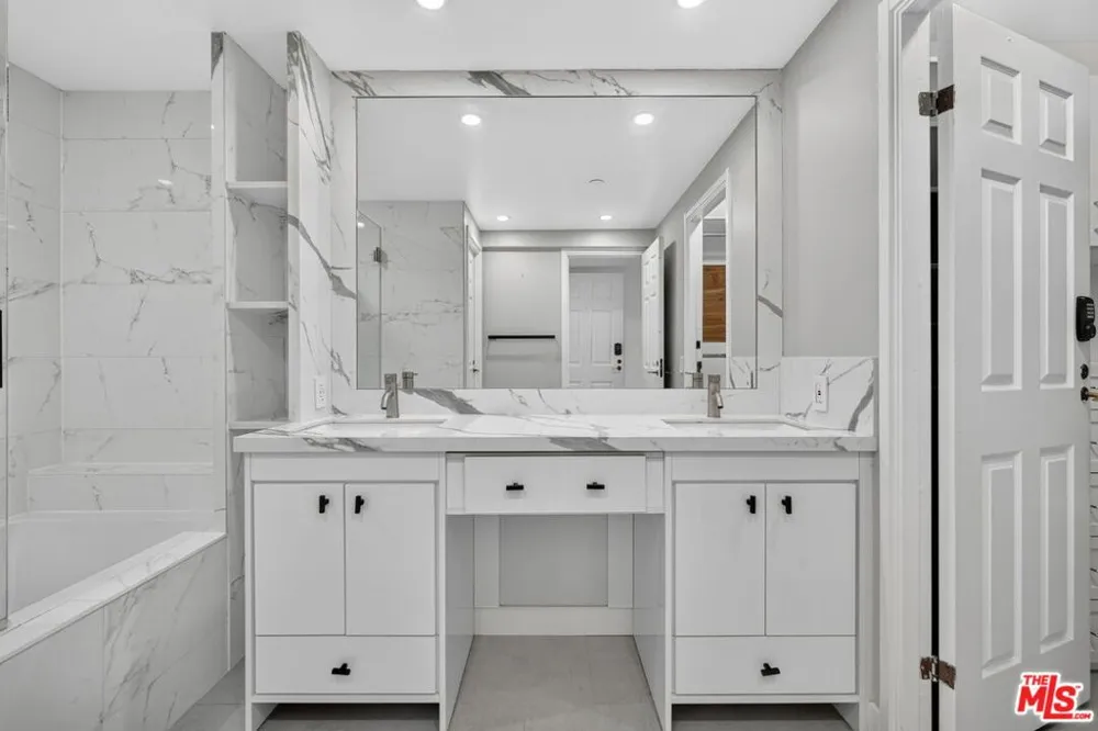 343 Pioneer Drive #1205 Glendale, CA 91203