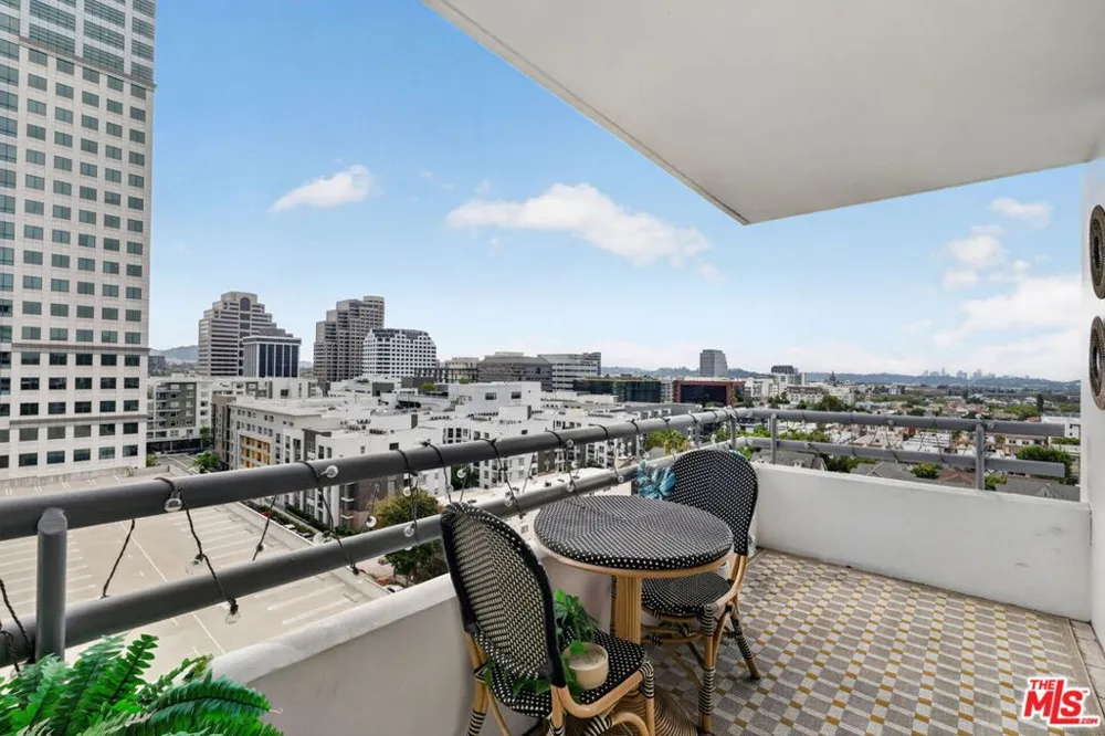 343 Pioneer Drive #1205 Glendale, CA 91203