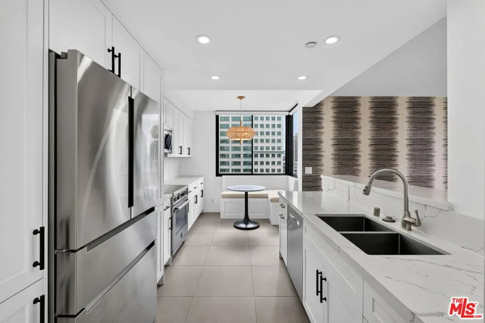 343 Pioneer Drive #1205 Glendale, CA 91203