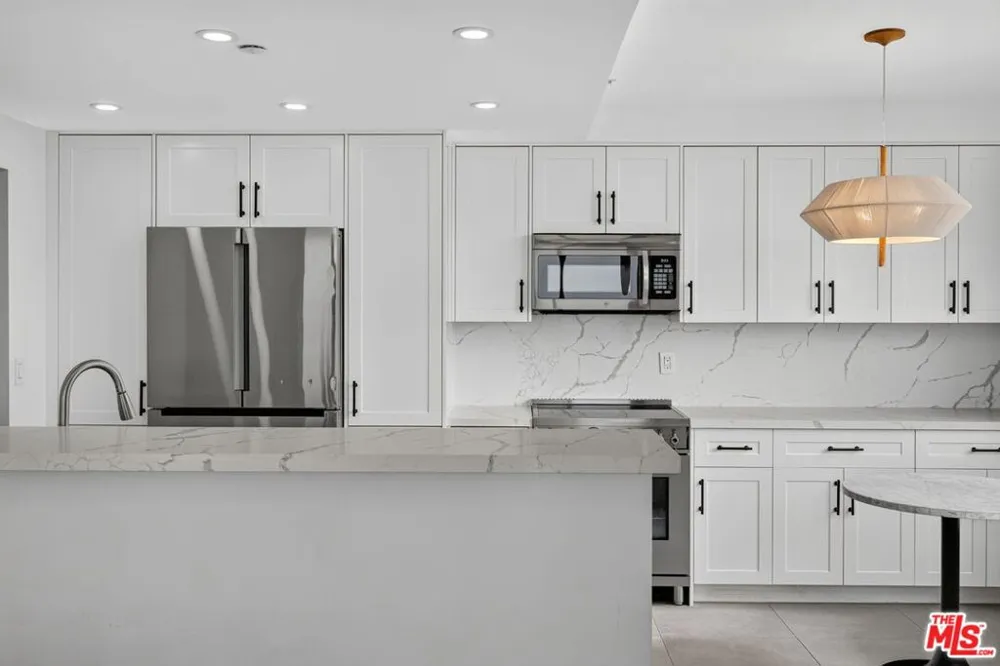 343 Pioneer Drive #1205 Glendale, CA 91203
