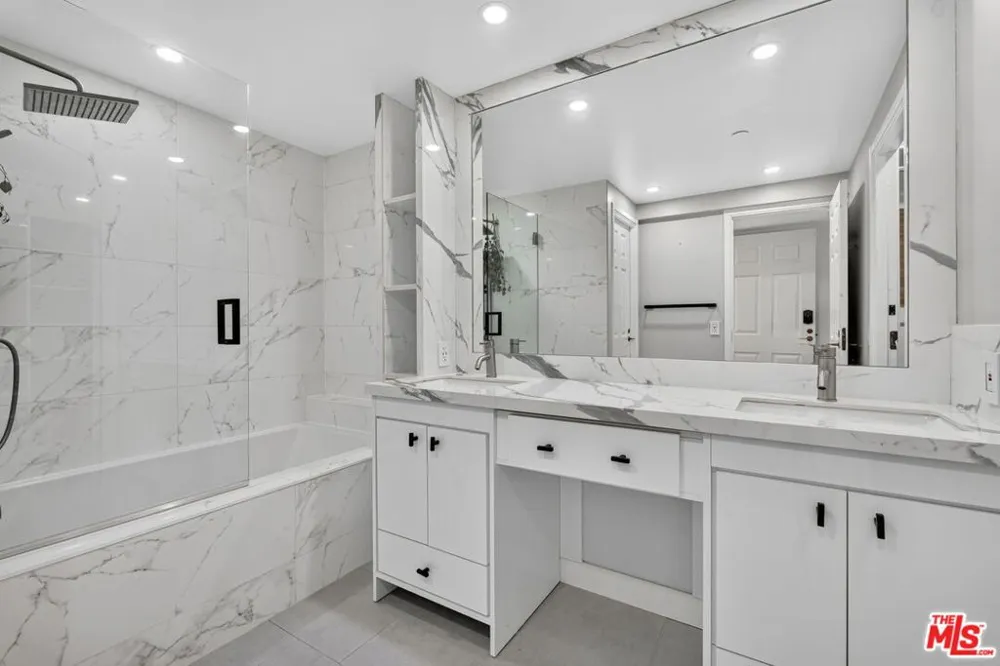 343 Pioneer Drive #1205 Glendale, CA 91203