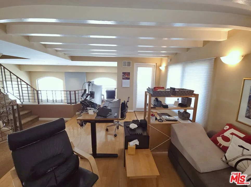 1247 23rd Street #D Santa Monica, CA 90404