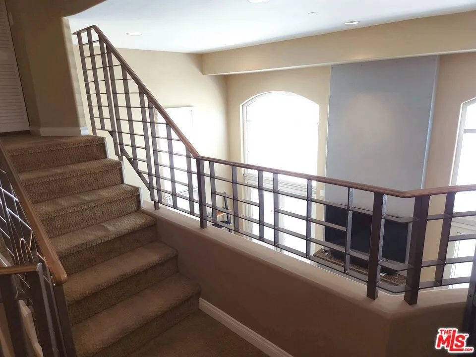 1247 23rd Street #D Santa Monica, CA 90404