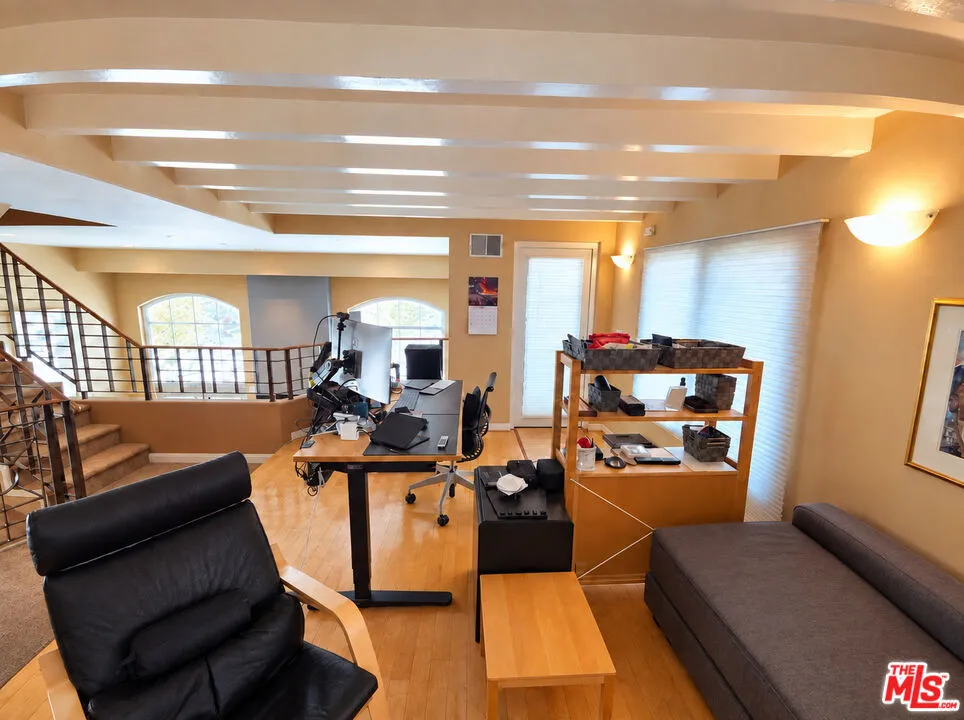 1247 23rd Street #D Santa Monica, CA 90404