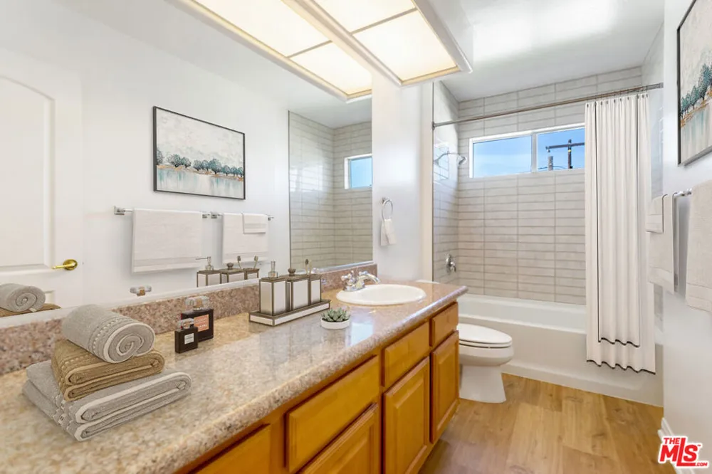 4489 Spencer Street #330 Torrance, CA 90503