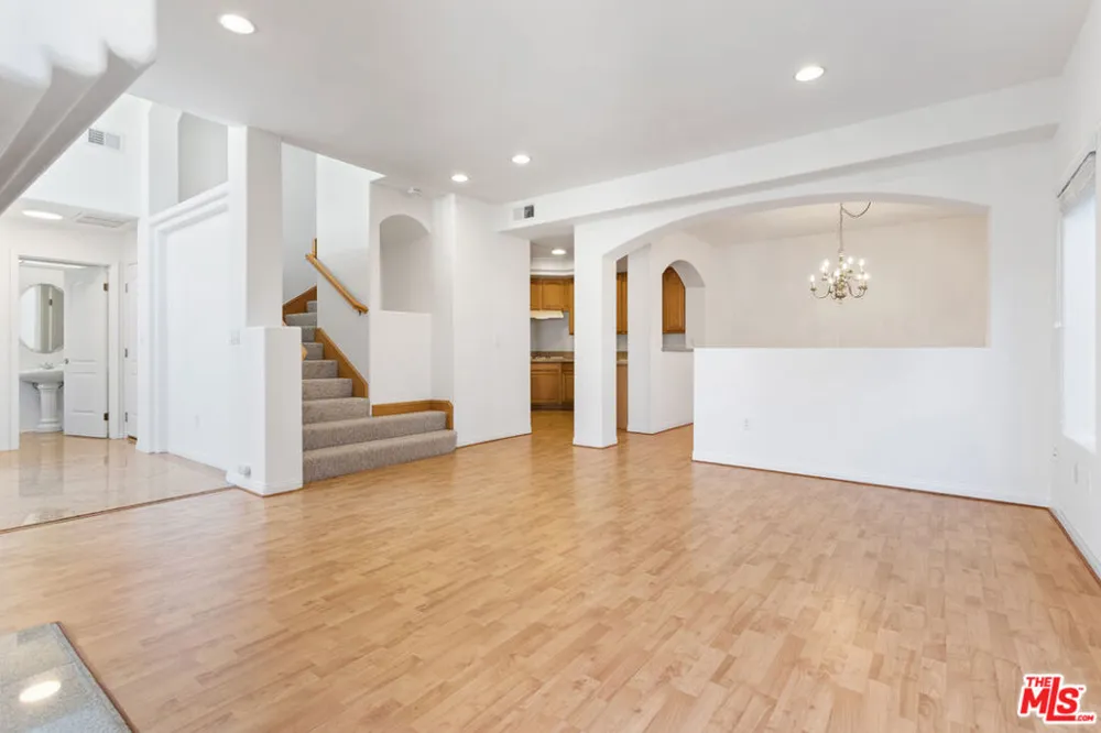 4489 Spencer Street #330 Torrance, CA 90503