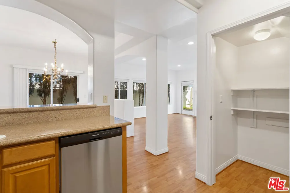 4489 Spencer Street #330 Torrance, CA 90503