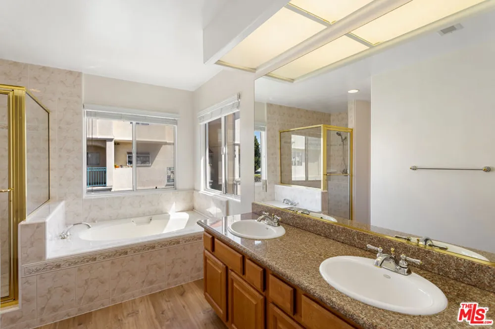 4489 Spencer Street #330 Torrance, CA 90503